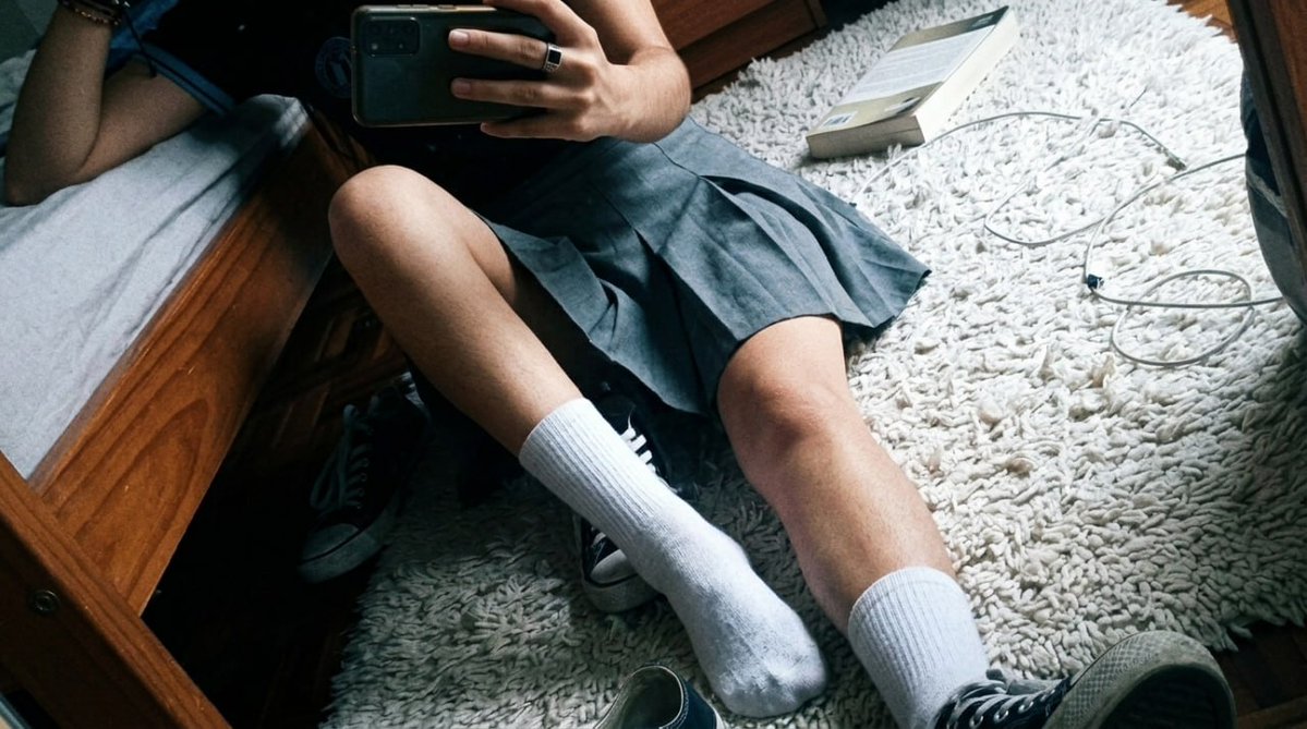 JustKiaB_'s tweet photo. ya se que estoy subiendo una banda de mis pies, pero me gustan como se ven con medias https://t.co/Udc5iZSQYU