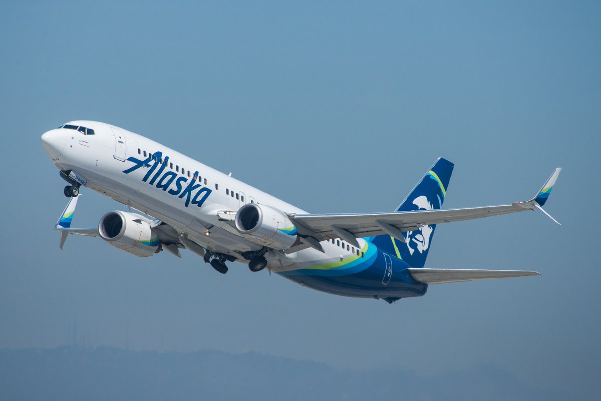 The_AvHub's tweet photo. Alaska Airlines will grow Paine Field seats by 50% and add San Jose flights. We analyse why Everett is a smart, low risk bet for the carrier.

Read more at The Aviation Hub!: https://t.co/pOhRKXldkh

#AlaskaAirlines #Everett #PaineField #AvGeek #SanJose #Flights https://t.co/hi0TRRSv33
