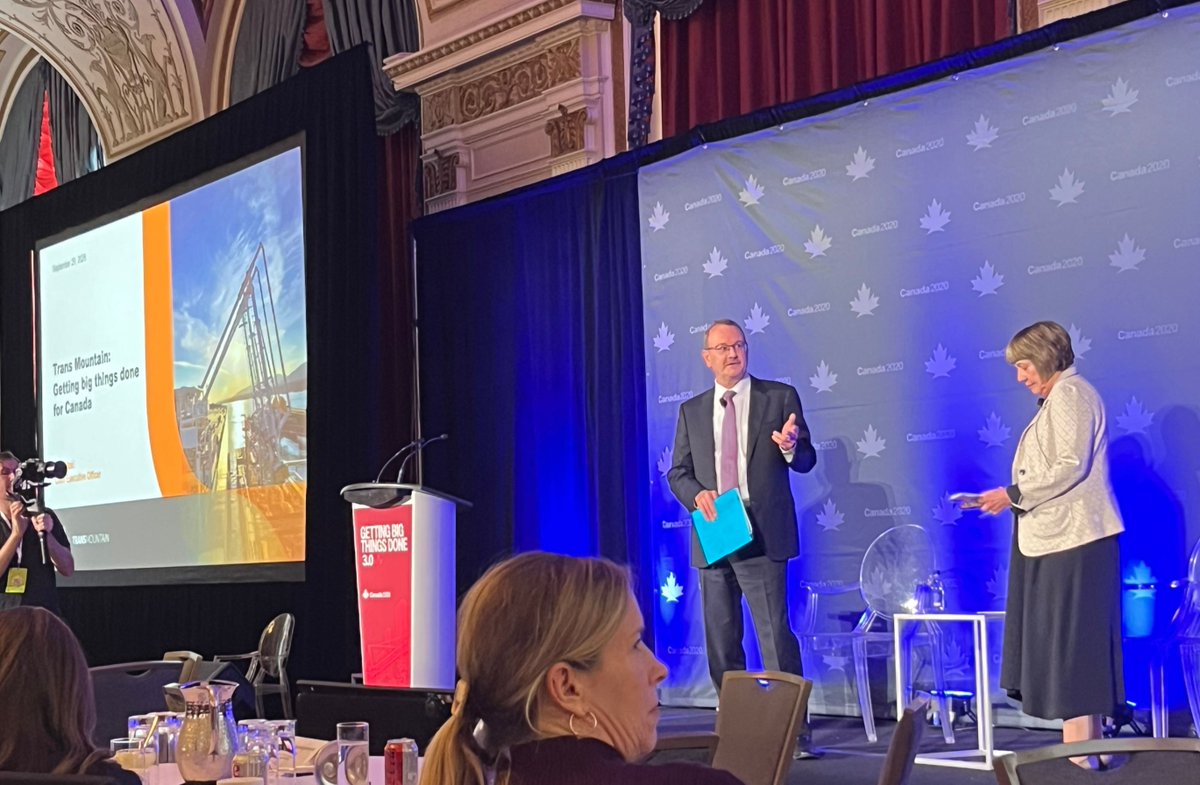 TransMtnFR's tweet photo. Que faut-il vraiment pour mener à bien de grands projets transformateurs au Canada?
 
Mark Maki, directeur général de @TransMtn, s'est entretenu avec l'honorable Anne McLellan dans le cadre de @Canada2020 afin de discuter d'un sujet au cœur des préoccupations de nombreux Canadiens : comment concrétiser de grands projets.
 
Plus tôt cette semaine, Trans Mountain a reçu l'approbation de la Régie de l'énergie du Canada relativement à son règlement tarifaire conclu avec ses expéditeurs, une étape positive alors que nous poursuivons nos efforts pour relier l'énergie canadienne aux marchés mondiaux.
 
Une grande semaine pour Trans Mountain et pour le secteur énergétique canadien.
 
#TransMountain #ÉnergieCanadienne