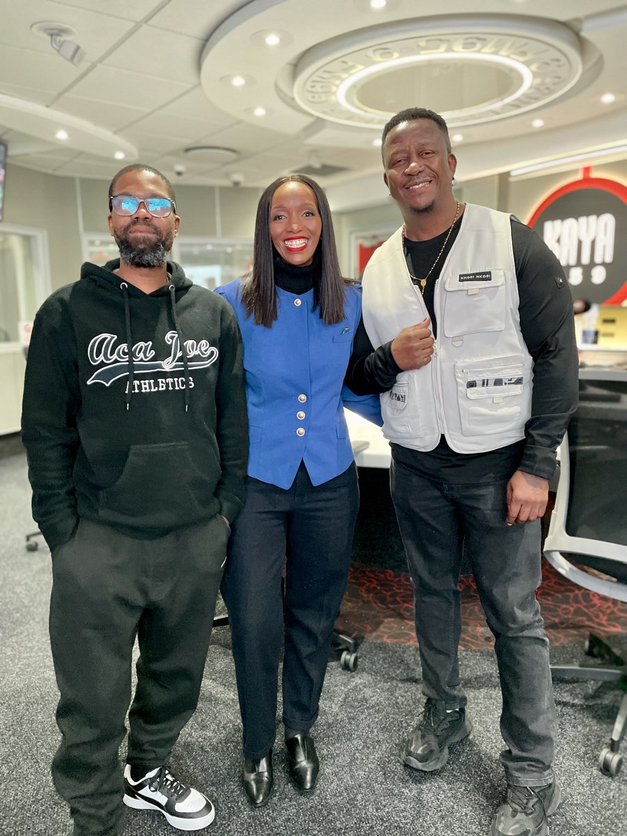 KayaON959's tweet photo. What does “family” look like to you?

@DJFreshSA and @mrtjunction spoke to Siphokazi Mapasa, Senior Legal Marketing Specialist at @LibertyGroupSA , about how the South African family has evolved and why our estate planning needs to evolve with it.

From blended and multigenerational households to cohabiting couples and families who remain financially connected across different homes, the people we rely on don’t always fit the traditional definition of family.

Listen to the full conversation ➡️ https://t.co/Aq5E1uSvko

#KayaBreakfast #LibertySA #FinancialPlanning #WillsWeek

Weekdays
6am - 9am

https://t.co/FI1sZc2HOe