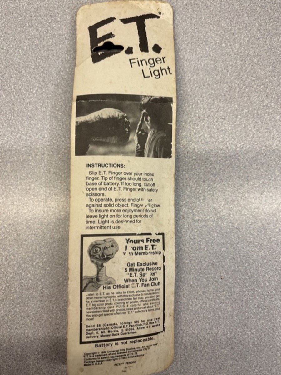 internetpreai's tweet photo. in 1982, the E.T. finger light toy was released and then quickly removed from stores https://t.co/i3j1gMyMFc