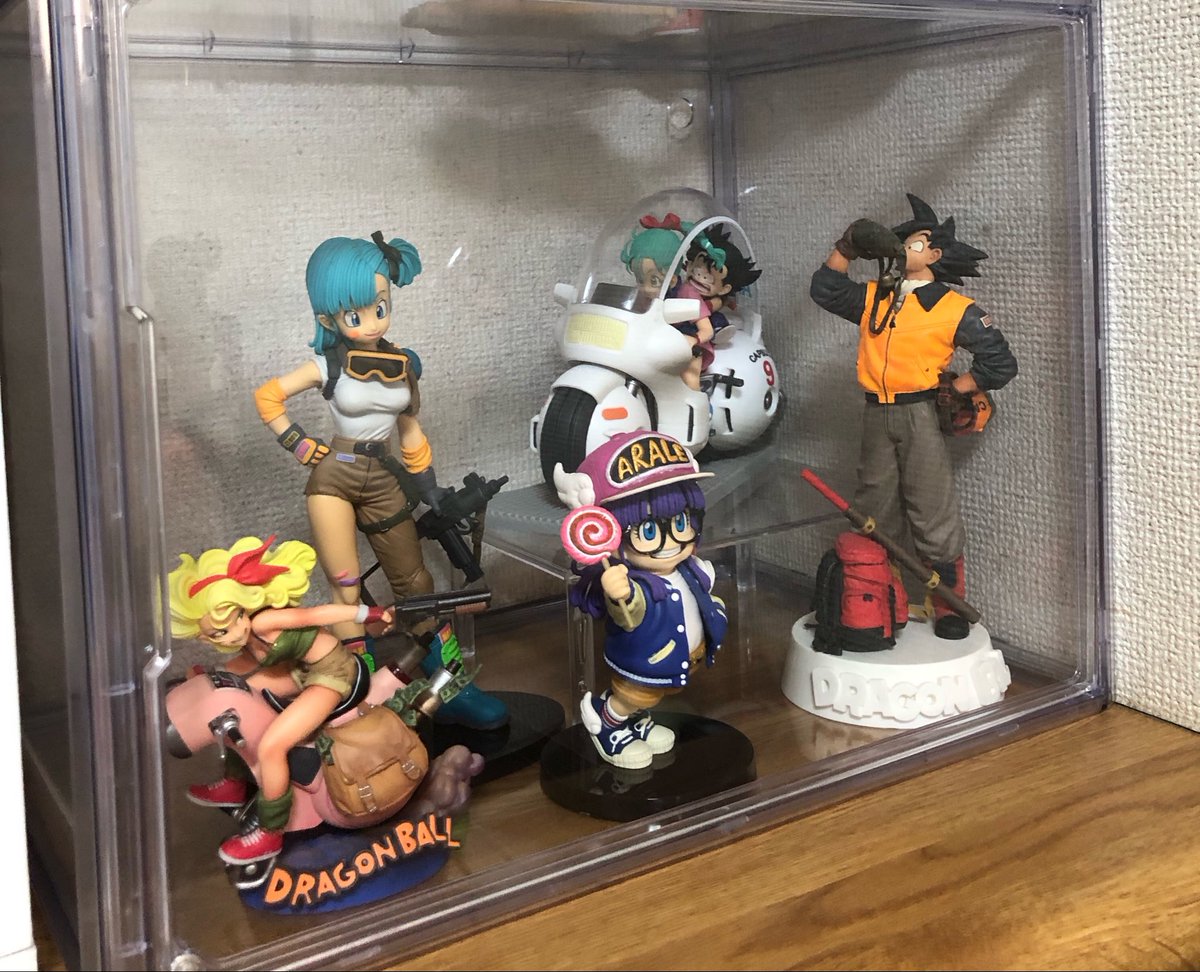 hami_pro1101's tweet photo. この中の4/5はプライズ景品とは思えない。
当時は知らなかったから、後にプレ値で買いました😳ほんとに素敵な作品だな #フィギュア  #ドラゴンボール https://t.co/Bjqw31NaNQ