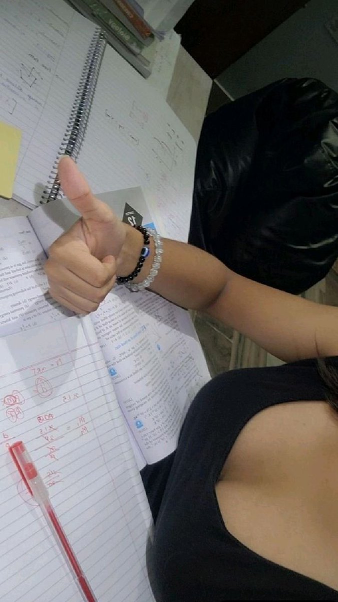 Danielitawa's tweet photo. En la escuelita 😜 https://t.co/rVmYPxAs2e