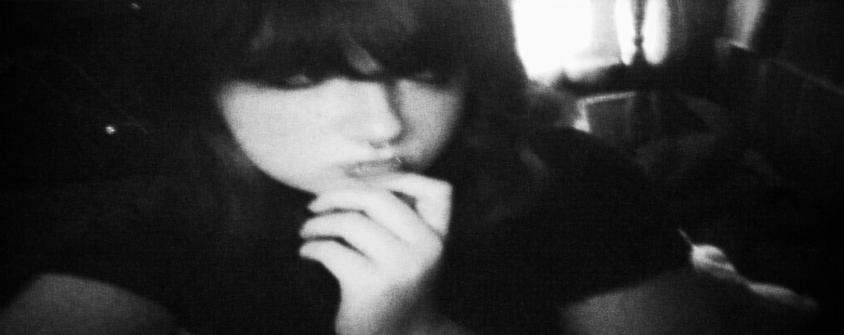 cutie_chlo's tweet photo. I’m so perfect https://t.co/3rLy9DK7YD