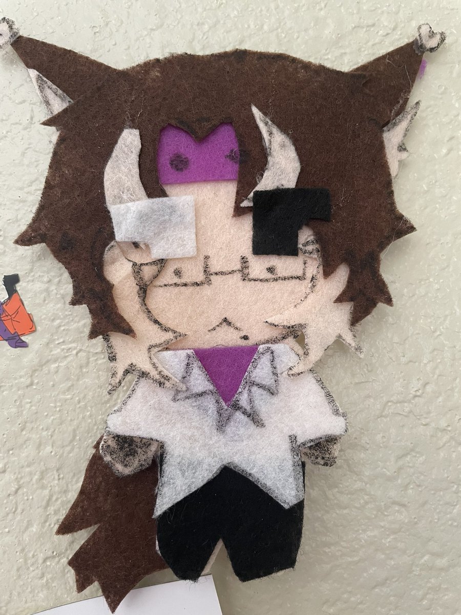 illluminist's tweet photo. somethign something openinh felt doll #commissions because i gotta pay stuff off 

#buymystuff  because i wm cool ok. https://t.co/IG3UH9iBby