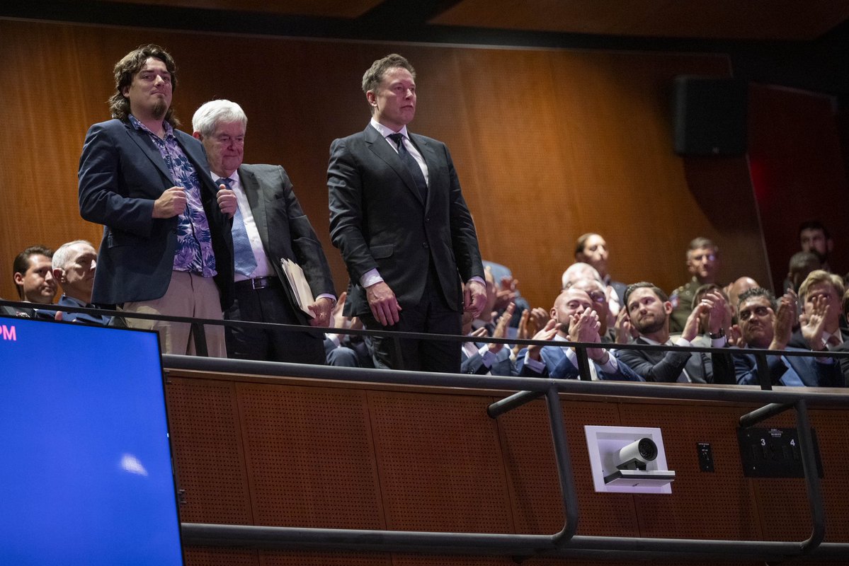 SeanParnellASW's tweet photo. Today, @SECWAR laid out a bold vision for the future of our military.

This includes a new Autonomous Warfare Command, Project Meridian, FORTRESS America, the Next Great American Base, America’s Corps of Cadets, and the Office of Religious Affairs.

A new era for the Department of War—FOR THE WARFIGHTER.