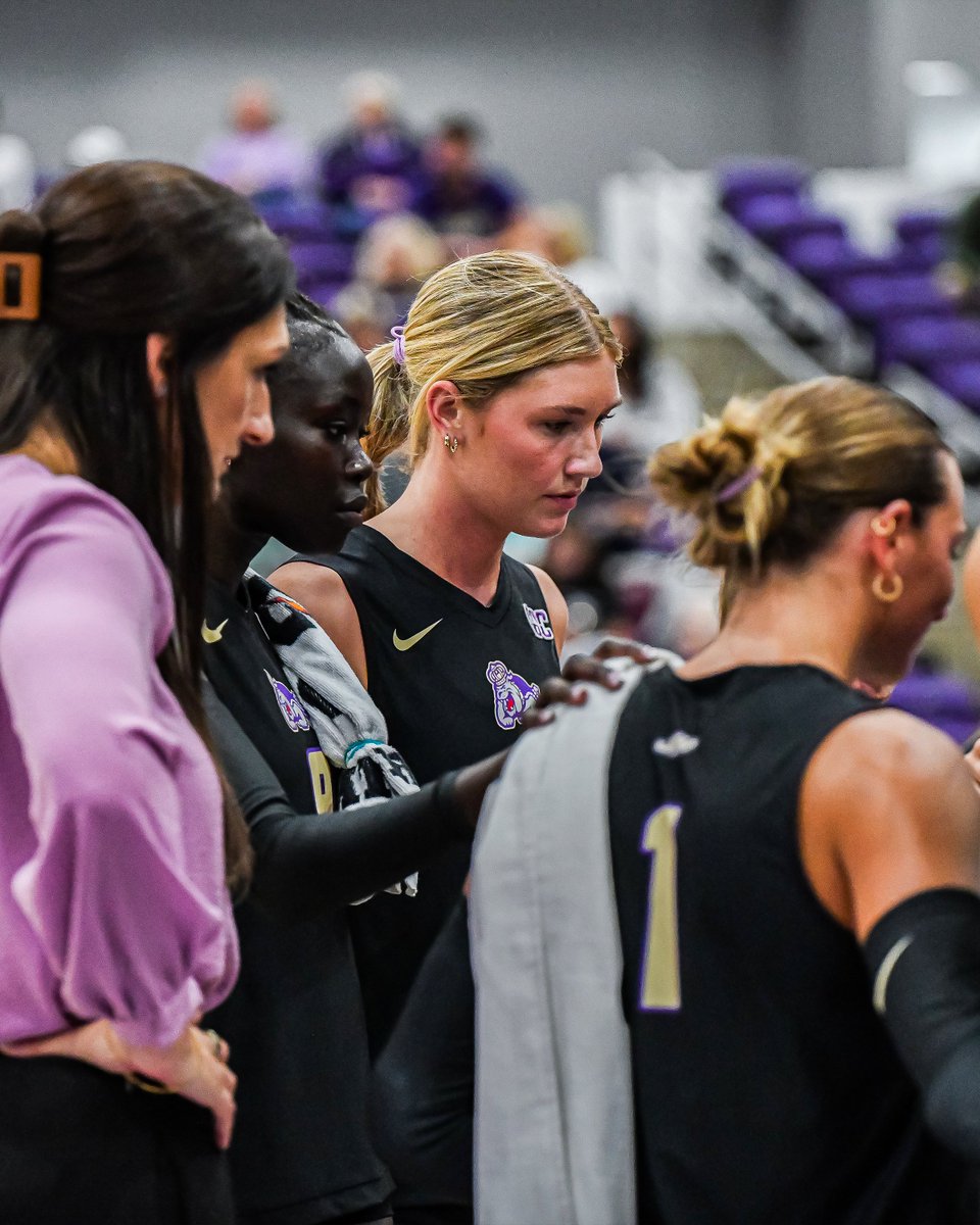 JMUVolleyball's tweet photo. More to come 😏 

#GoDukes https://t.co/xF1Uv6gI2O