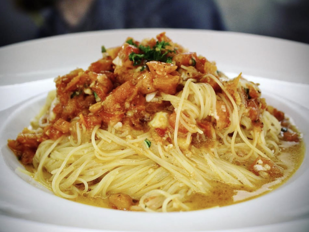 MAMASMEATBALL's tweet photo. Fresh flavors, classic Italian comfort. 🍝✨

Our Capellini al Fresco brings together delicate pasta and vibrant flavors for a light yet satisfying dish made to savor. https://t.co/mACQzvkA54