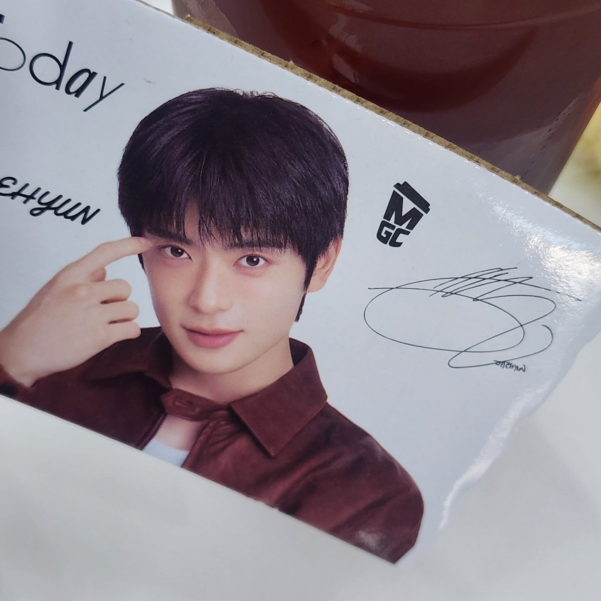 starterslover's tweet photo. 에이드랑 라떼 더 먹다가 혈당스파이크로 죽을 것 같아서
혹시 제발 아아로 바꿔주실 수 있냐고 박박 빌었는데 바로 바꿔주심
메가 알바생님들 정말 너무 감사하시다.....♡ https://t.co/UBIDKRMKeI