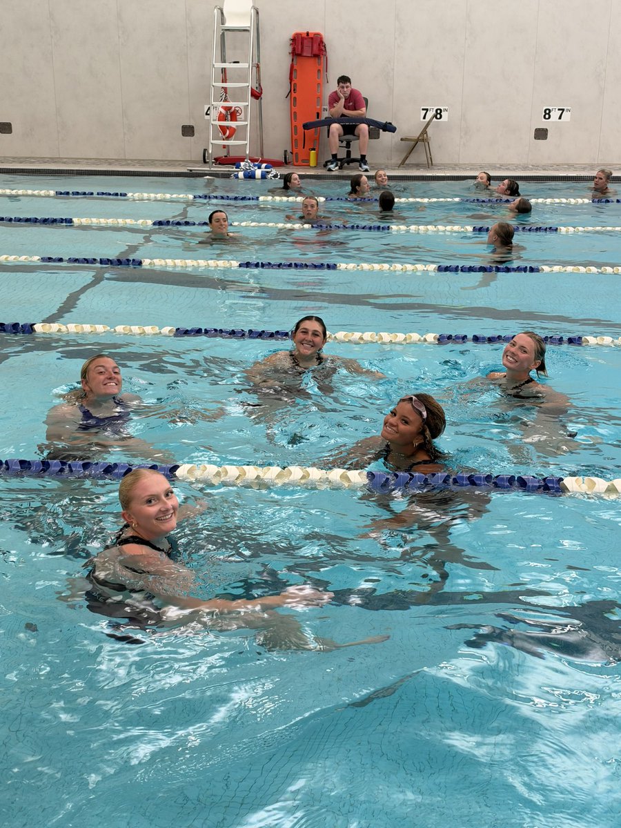 CoachWThees's tweet photo. Final pool workout of the fall! We move on to speed school for the rest of fall. We will miss our water fun πππ¦π #SycamoreSoftball #conditioningandmobility https://t.co/MiyCns0Opj