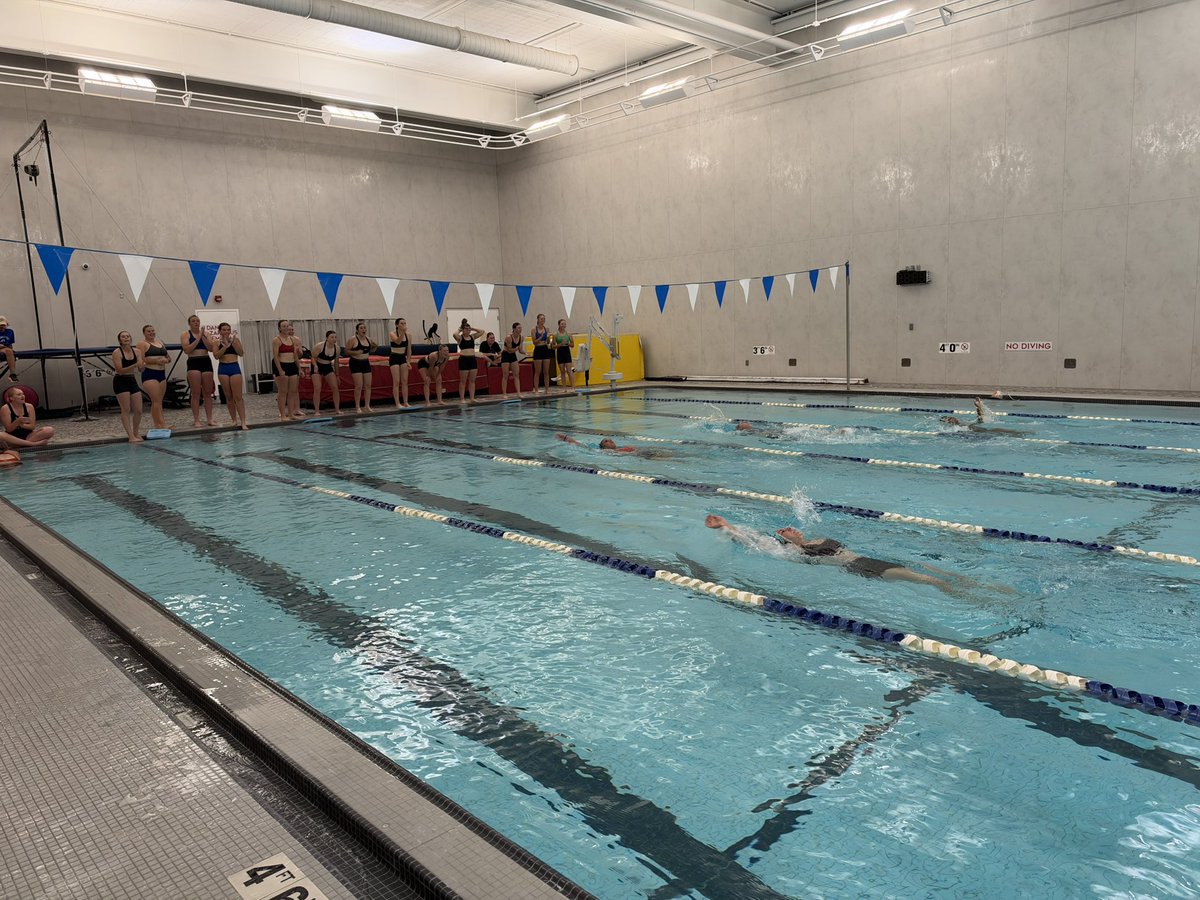 CoachWThees's tweet photo. Final pool workout of the fall! We move on to speed school for the rest of fall. We will miss our water fun πππ¦π #SycamoreSoftball #conditioningandmobility https://t.co/MiyCns0Opj