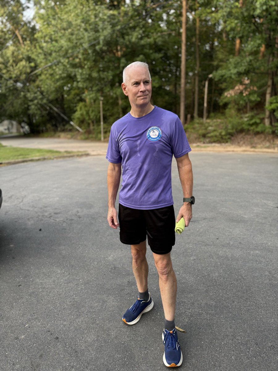 Delta06Running's tweet photo. Busy day followed by a good run with great company! Fall race training continues. Gyming early in the morning 😵‍💫

#delta06running #myrunningpartnerisbetterthanyours https://t.co/AWivKgwohM