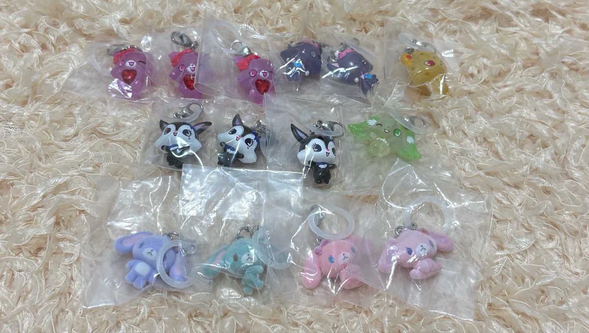 _jn__k_'s tweet photo. めじるしアクセサリー めじるし 交換 
ガチャガチャ ガチャ カプセルトイ

【譲】画像1️⃣~6️⃣のもの

【求】固定 ＞  ��種めじるし   ＞  買取

★郵送📮または三ノ宮駅手渡し 🔄
難しい場合❤️のみ
お気軽にお声掛けください🙂‍↕️
よろしくお願いします🍀*゜ https://t.co/sX6rCvfKra
