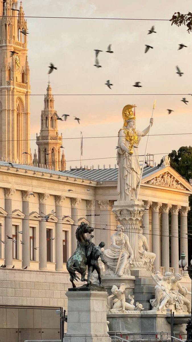 echoesofworld's tweet photo. Vienna, Austria https://t.co/lhX1fjxviI