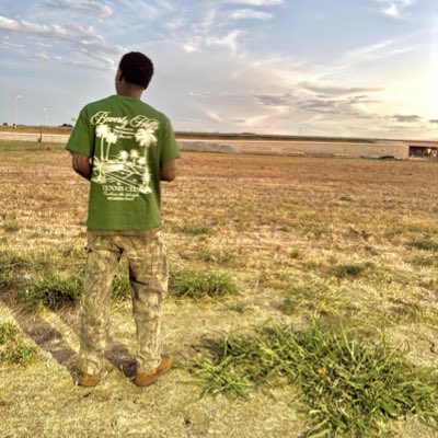 Adonis1oht1's tweet photo. #NewProfilePic https://t.co/6ihqcV175s