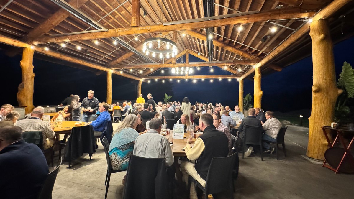 ACECWA's tweet photo. What's a conference full of engineers without a little fun?? Delicious eats, golf and relaxation with stunning views of the Columbia Gorge at Skamania Lodge on Day 2 of the 2026 ACEC WA - ACEC Oregon Joint Fall Conference. 

#golf #fun conference https://t.co/aD59gyPMiB