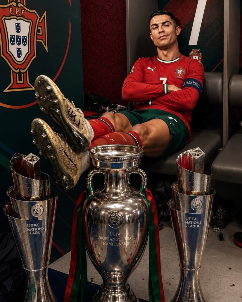 TheWayOfHotspur's tweet photo. Achieved what none else could ever dream about before you arrived. That nation will forever be in debt to you. 
#Football #Ronaldo #CR7 https://t.co/RF2NrHKIID