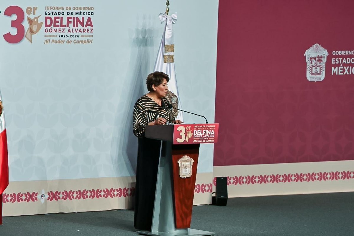 rimoba's tweet photo. Acompañé a la Gobernadora del Estado de México, @delfinagomeza, en la presentación de su Tercer Informe de Gobierno, reconozco su trabajo, compromiso y los avances que impulsa en beneficio de las y los mexiquenses. https://t.co/Nwen1d2Hzo