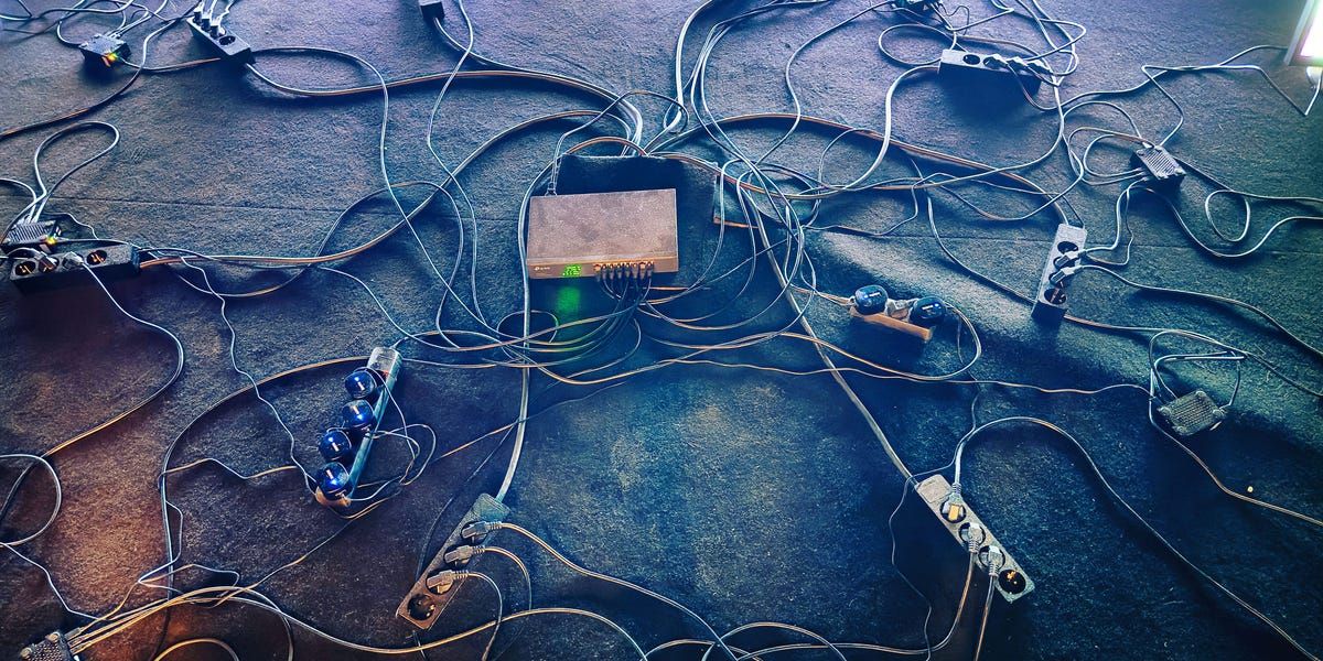 IoTBreakthrough's tweet photo. The internet belongs to the AI agents now - https://t.co/s5IefWqtVv
https://t.co/fl8M5JEFi7
#IoT #smarthome #connecteddevices #automation #smartcities #IoTsecurity https://t.co/45SKuy81fN