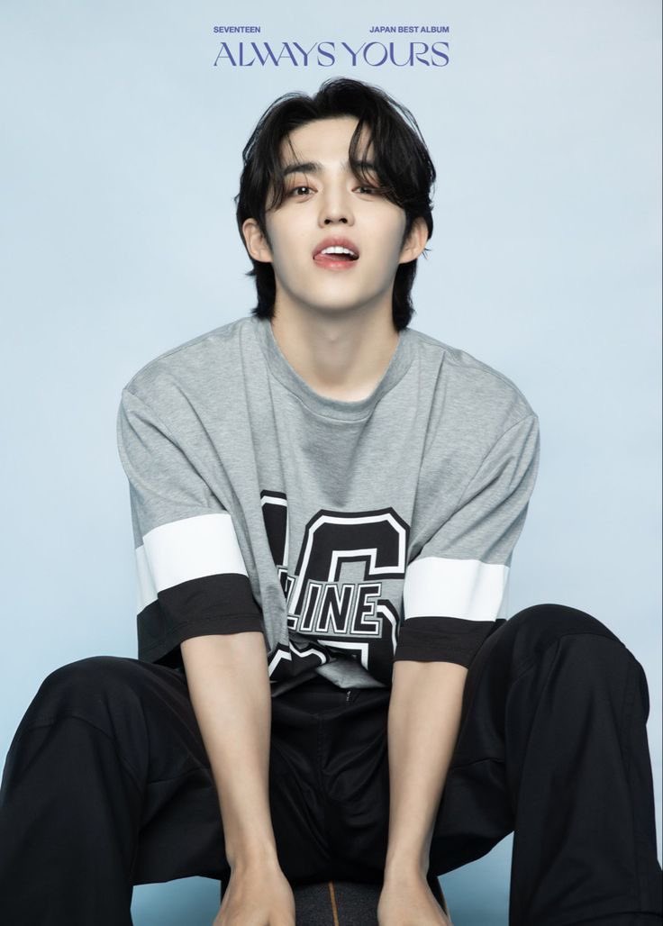 coukoer's tweet photo. 🚨 EITA: Choi Seungcheol se pronuncia em questão às eleições no Brasil de 2026! 

“22 só se for o tamanho da minha pica, aqui é 13 na urna!” diz o líder. https://t.co/T7bykKuPMy