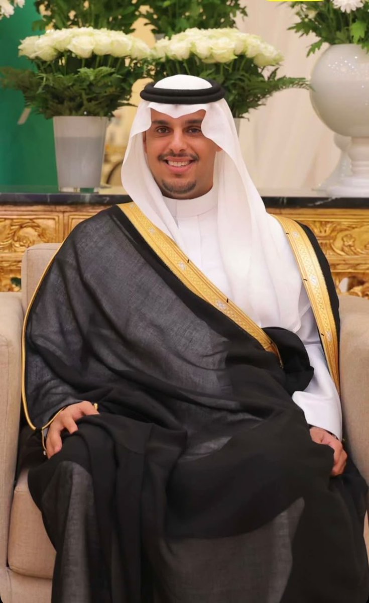 BINHUMAID_OTIBA's tweet photo. مساء اليوم في العاصمة الرياض الجميلة حفل زواج الأمير الخلوق عبدالعزيز بن يزيد بن سعود بن عبدالعزيز ،،مبروك الله يوفقك
الشكر الجزيل على الدعوة الكريمة https://t.co/KZ3kUuSWaC