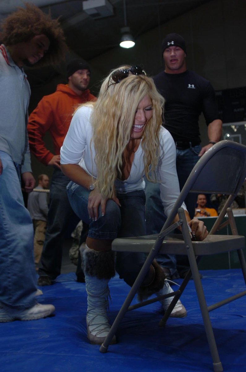 BeccaFarrow9's tweet photo. Omg NOT Randy’s face 😭😭
#WWE
#TorrieWilson
#SmackDown https://t.co/Ku4dG7e3TF