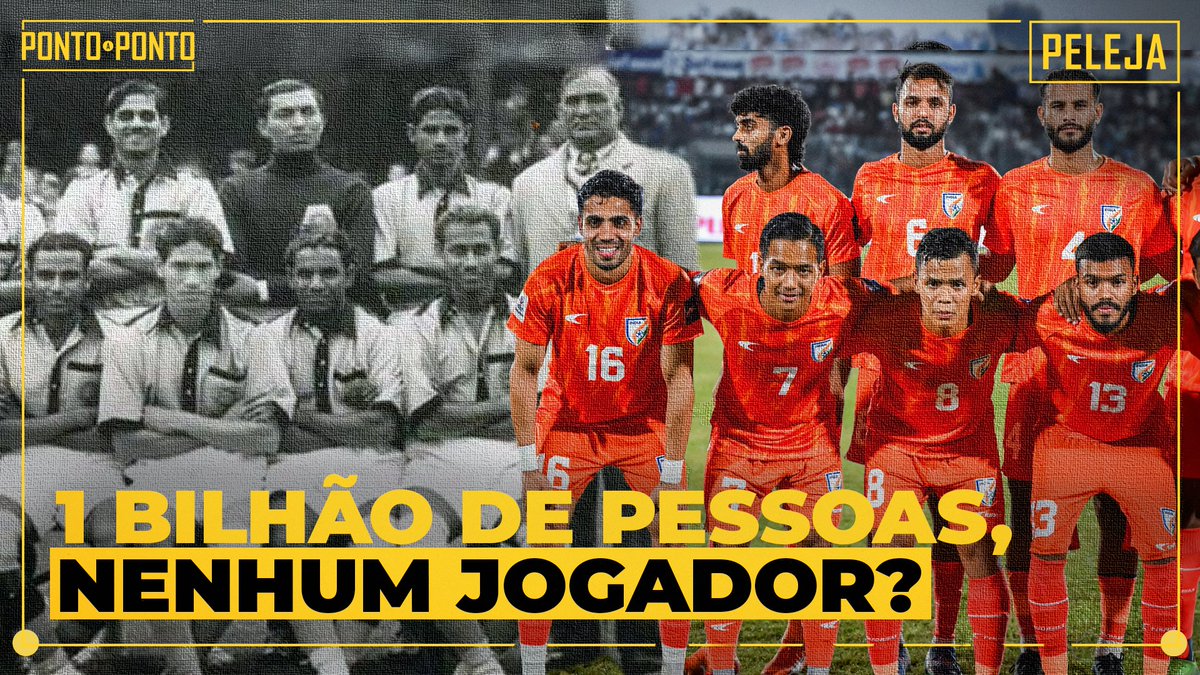 The image is a thumbnail for a video titled "1 BILHÃO DE PESSOAS, NENHUM JOGADOR?" (1 billion people, not one player?) by "Ponto-Ponto" featuring "Peleja." It shows the current Indian national football team in orange jerseys standing next to a faded black-and-white photo of an older team, visually contrasting the nation's massive population with its lack of prominent footballers, as referenced in the post about why the world's most populous country hasn't produced top-tier football talent.
