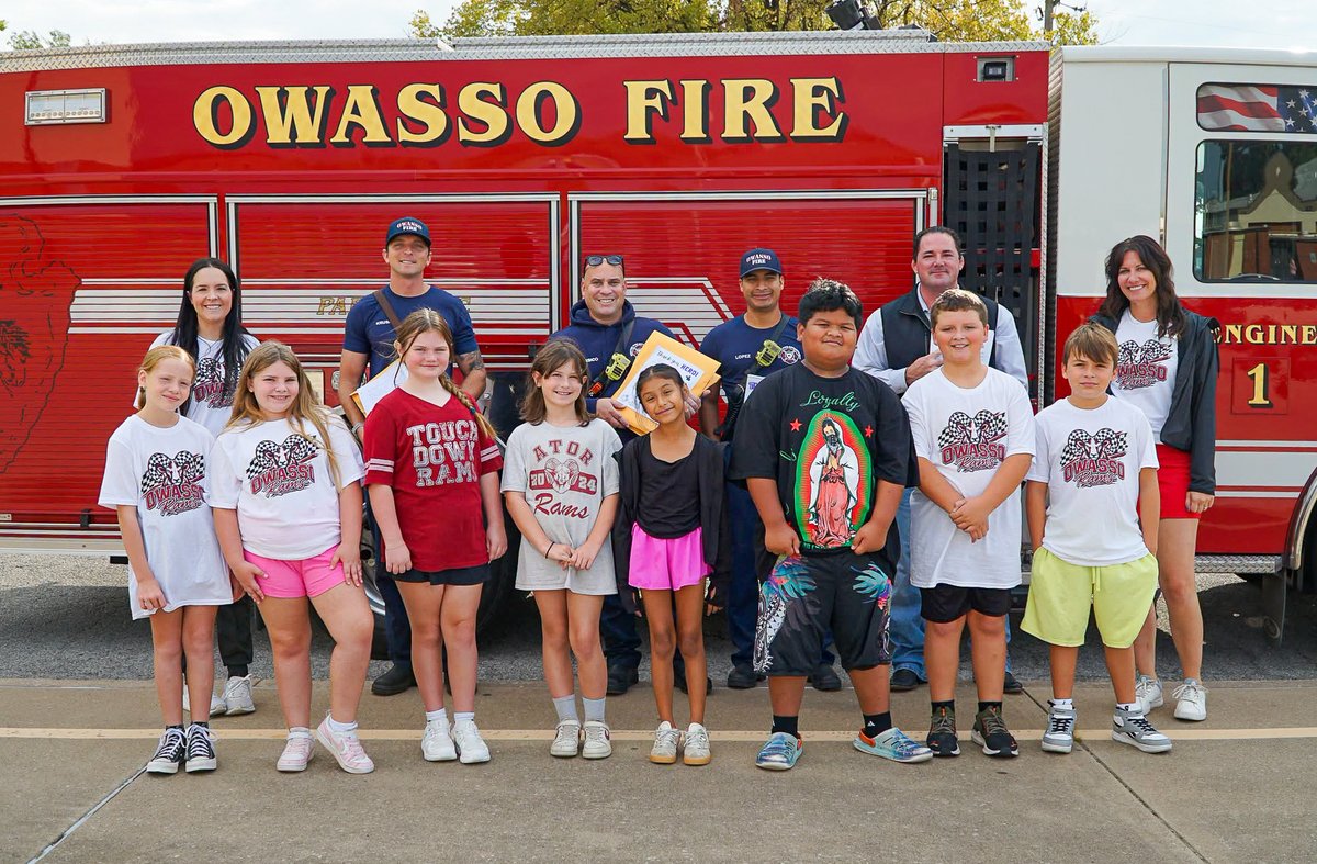 OwassoCity's tweet photo. A group of Ator Elementary students got a special visit from Folds of Honor and the Owasso Fire Dept. Students took part in the "Folds of Honor Salute: Letters of Gratitude Campaign" in support of local first responders by writing letters, creating cards and producing artwork. https://t.co/l4FIXemoMN