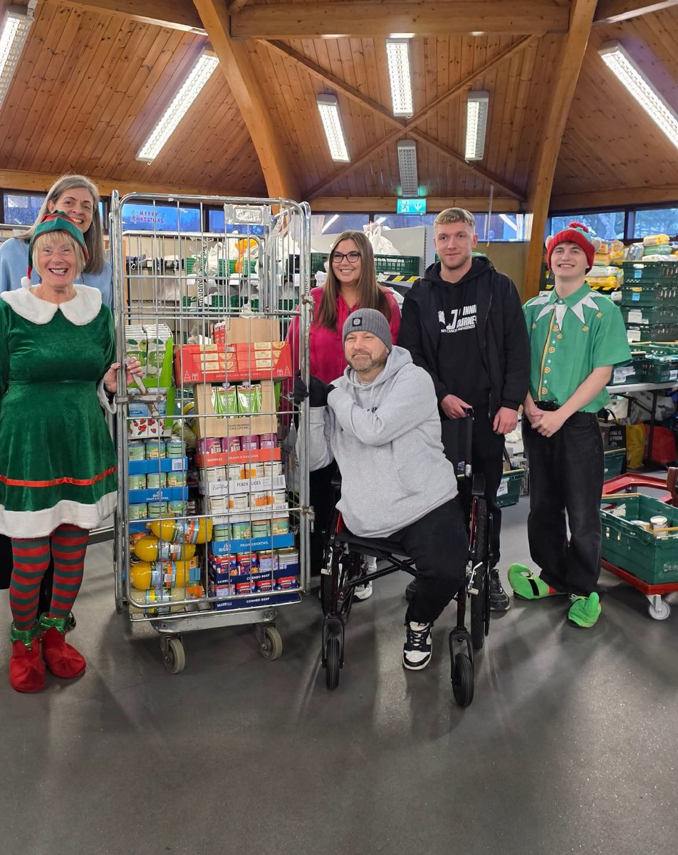 JMeeksJourney's tweet photo. Looking over the past decade at JJ.  We've been proud to support the @EL_Foodbank for over 6 years, and will continue to do so.  Tens of thousands worth of urgent items donated.   All thanks to the kindness of our supporters. Thank you 🦓🤍🖤 #netcancer https://t.co/4VdZNS1LRx