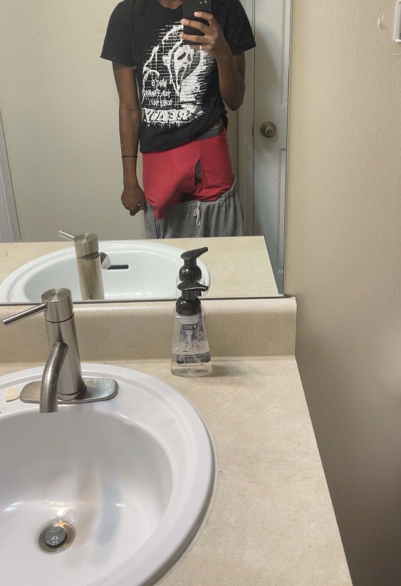 HEADLESSHORS3's tweet photo. Hi! #bbc #bigdick #freaks #atlfreaks #freaks #meets #nfswtwt https://t.co/fVNuVCS338