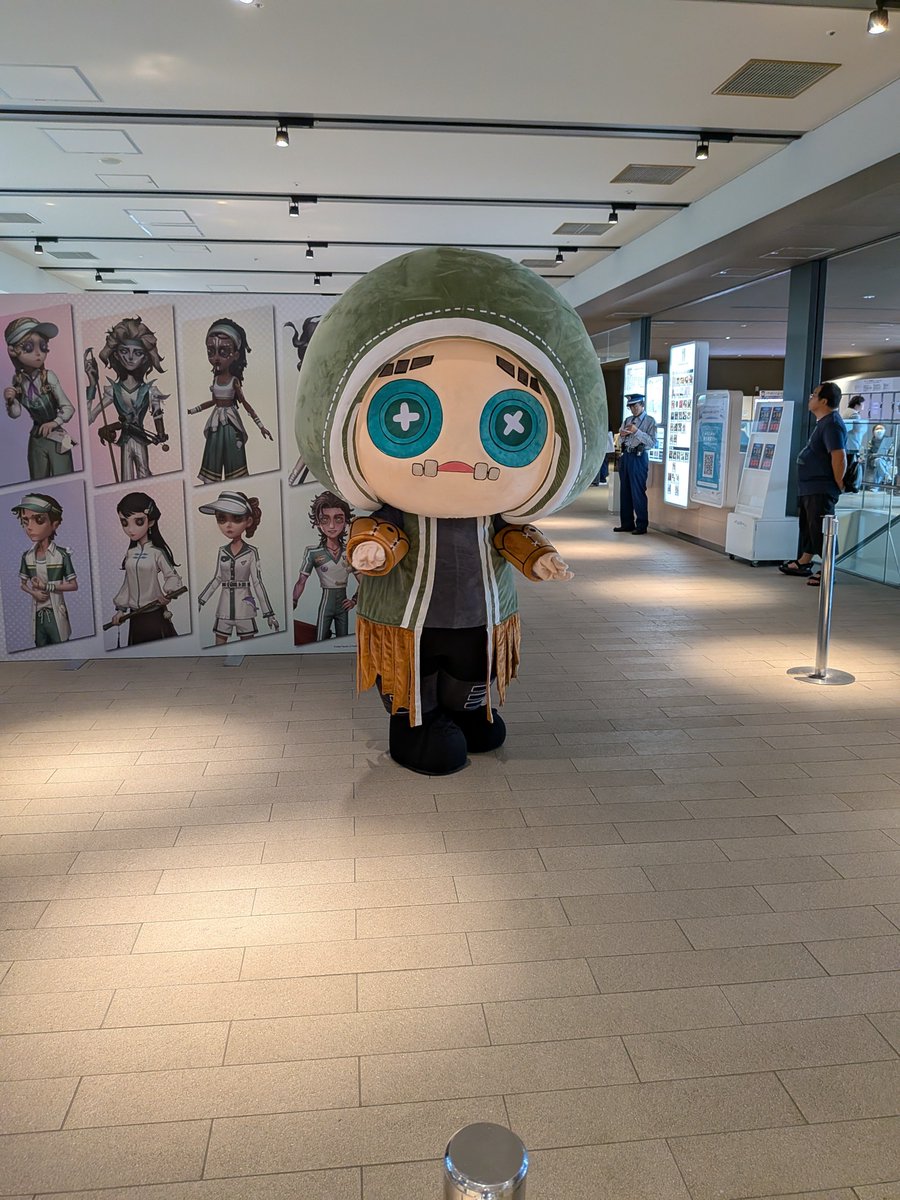 milkto_tea's tweet photo. 試遊コーナーも楽しかった！
言い訳なんですが、朝4時に起きて6時の始発新幹線乗ってテンションがピーク！チルノカエルさんとのワンショット出来てなかったのが後悔… https://t.co/xTm5C1wbrg