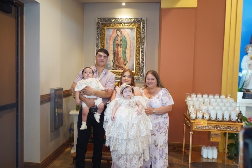 AdelaEsqueda9's tweet photo. Bautizados y bendecidos🩷🩵🥰 https://t.co/1WhhrhCdIn