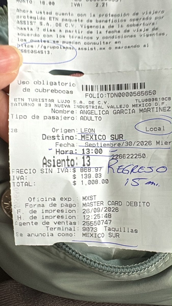 jegcpublic's tweet photo. @ETNTURISTAR @Profeco después de casi 40 minutos de recorrido indica el chofer que por instrucciones de la empresa hay que regresar, nos dicen que tuvieron que regresar por cinco pasajeros que no abordaron a tiempo y los protocolos? Y los que perdimos una hora de tiempo?... https://t.co/jzy5WBIjEi