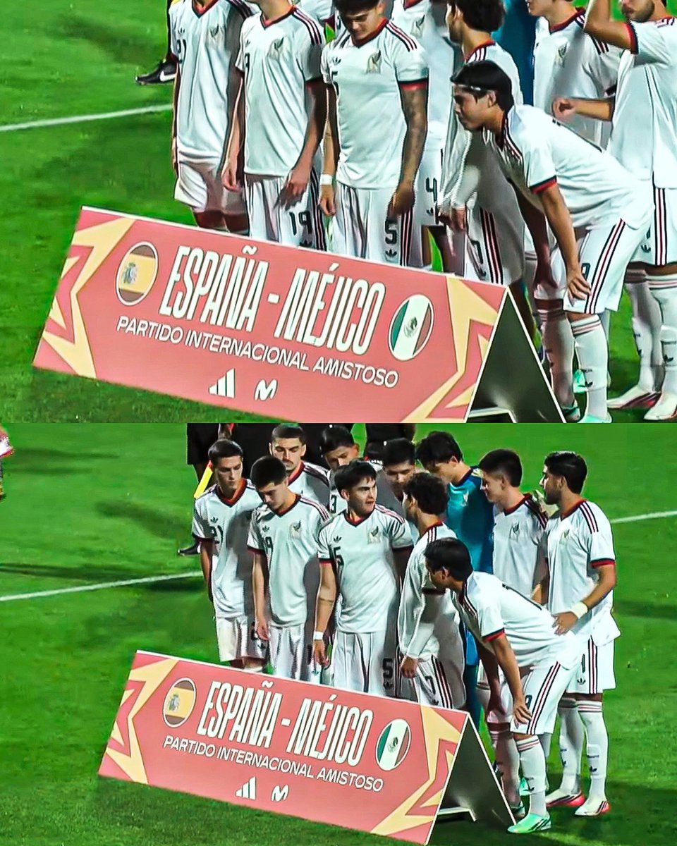 AllFutbolMX's tweet photo. 😳🇪🇸 NEW: Ahead of the Spain vs. Mexico match during the U-20 tour of Europe, an unusual detail caught the Mexican players’ attention.

The sign used for the pre-match photo read “MEJICO” instead of “MEXICO.” 

The players exchanged confused looks, as most people would find that spelling disrespectful. 🤬