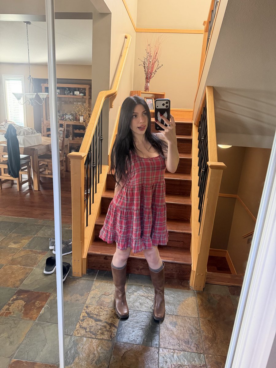 madelinceline's tweet photo. is twitter still mad at me…? https://t.co/Vdg4yjynHw