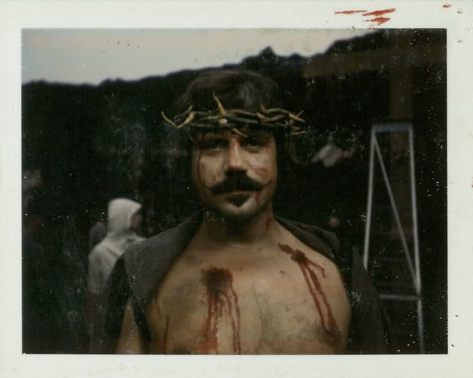 fearofyou's tweet photo. Polaroid realizzate sul set di The Devils, Ken Russell (1971).
Scatti di Ann Skinner. https://t.co/TCoK4uHMe7