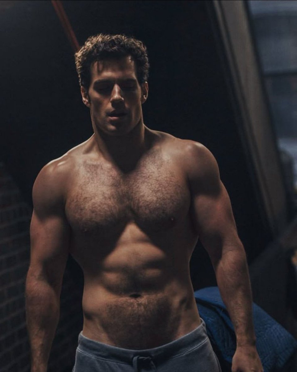 ur_favqueenie's tweet photo. Theo James vs Henry Cavill… who are we picking? Because both of them are actually unfair 😭 https://t.co/e6LvTswDIt