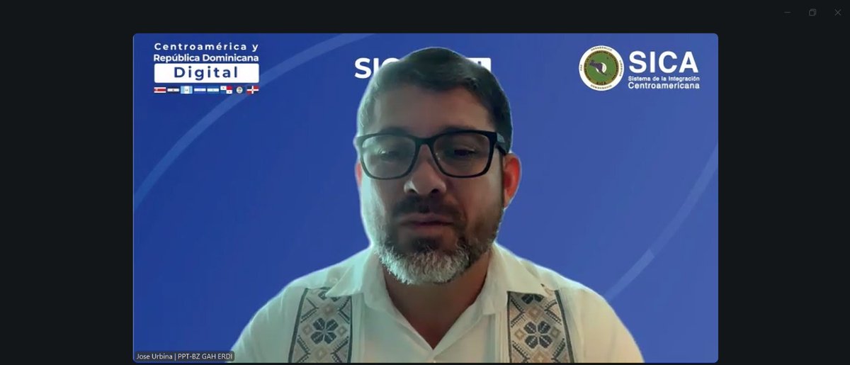 sg_sica's tweet photo. Este día, el Grupo Ad Hoc de la Estrategia Regional Digital del #SICA realizó una sesión de trabajo para dar seguimiento a las prioridades de la agenda de transformación digital de la #RegiónSICA y fortalecer su contribución a la #IntegraciónRegional.

Durante el encuentro, la Secretaria General del #SICA, Embajadora Lina Eugenia Ajoy Rojas (@AjoyLina), destacó la transformación digital como un eje estratégico para impulsar el desarrollo regional, mejorar los servicios para la ciudadanía, ampliar las oportunidades económicas y fortalecer la institucionalidad.

En este marco, invitó a seguir consolidando los acuerdos y avances técnicos para ampliar progresivamente su impacto y sus beneficios para la región. Asimismo, reafirmó el compromiso de la SG-SICA de acompañar esta agenda, promoviendo una mayor articulación entre los países, las instancias del Sistema y los socios para el desarrollo en torno a prioridades compartidas.

#TransformaciónDigitalSICA #ERDI #IntegraciónRegional