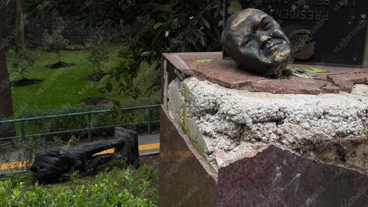 erickramonh's tweet photo. Tú tan realismo academicista imitativo decimonónico... Yo tan arte de acción, conceptual gestáltico de ruptura y profundamente político...

🫢 https://t.co/uFzSeAeCZb