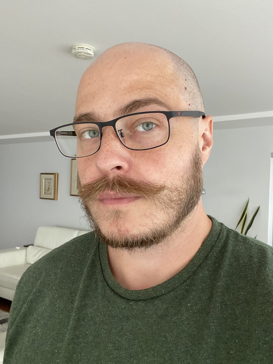 Slootbag's tweet photo. 🤓 https://t.co/UT9MZNCKdK