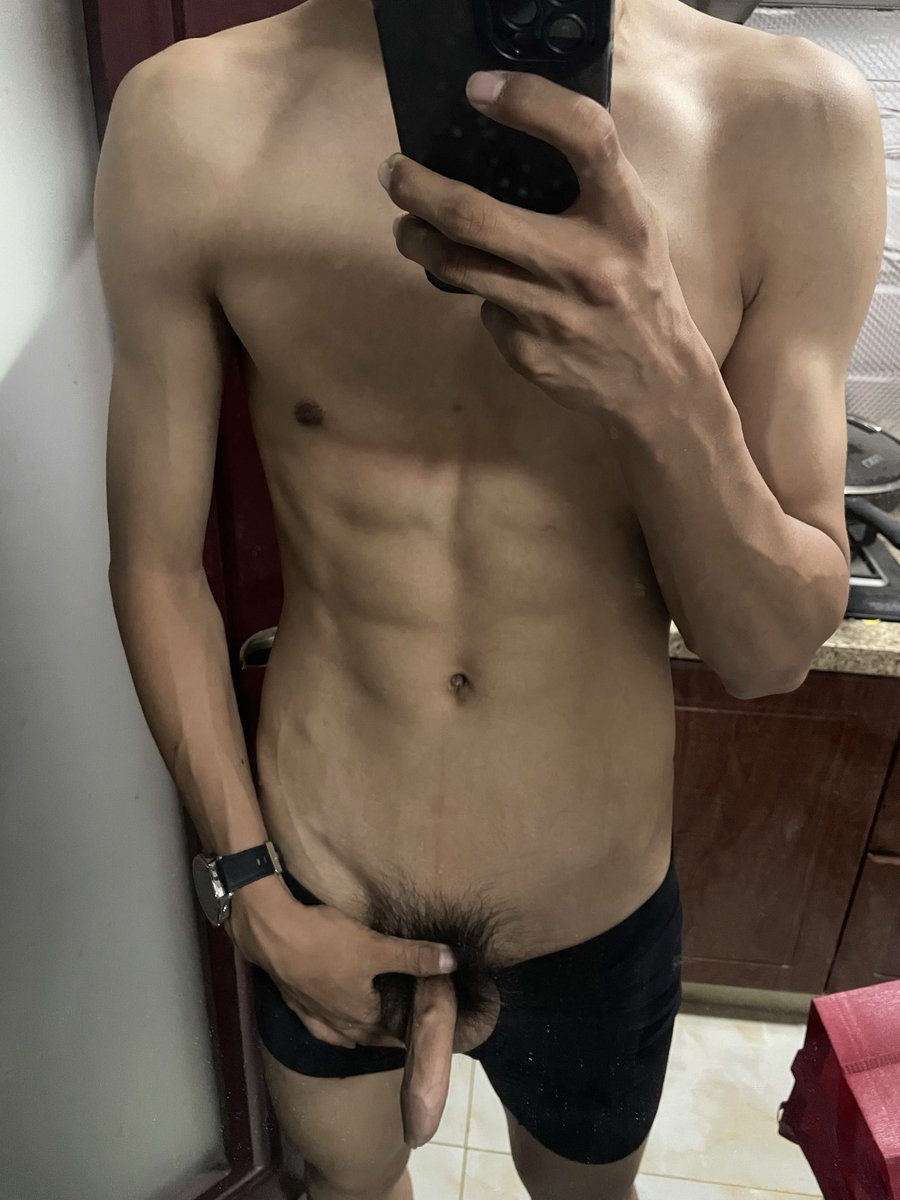 Au30081401's tweet photo. 原创 男高体育生 https://t.co/Ql1CBlnc5J