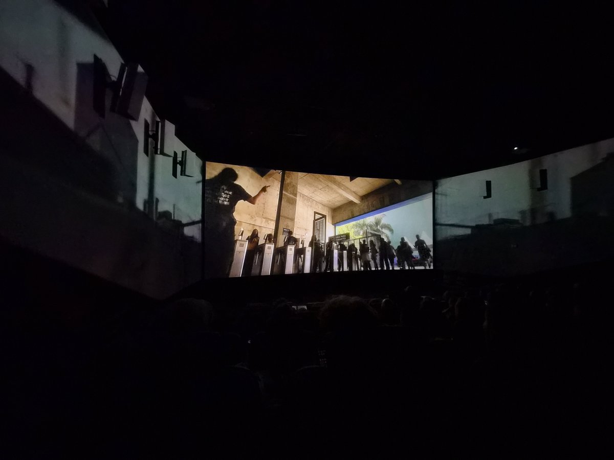 Kenneth_Hawky's tweet photo. Amazing to see the Linkin Park movie today. Great documentary. #unshatter #linkinpark https://t.co/ewQrjEXEvm