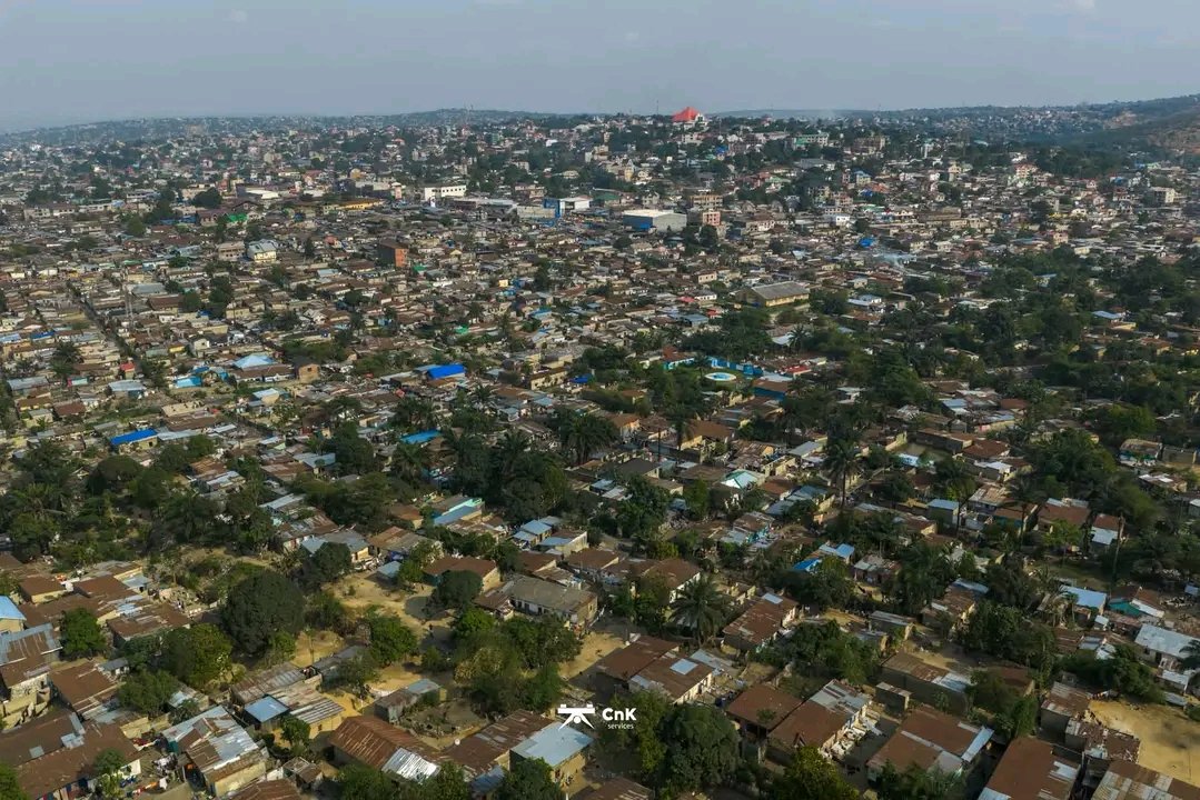 Patrick_keebe's tweet photo. La commune de Makala vue du ciel.
#kinshasa https://t.co/Lf2DQs8koE
