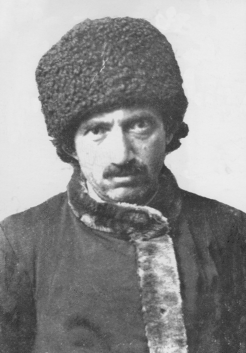 KemalKumandas's tweet photo. -Kur'an'a 6000 sayfa tefsir yazıyorsun ve kitabına gösterişli bir isim değil "SÖZLER" diyorsun. 

-Kapağını açar açmaz da "Ben nefsime söylüyorum. İsteyen dinlesin." diyerek hâlini ifade ediyorsun. Nedir o hâlin hâli.

-Hakikate karşı sıfır kibir. https://t.co/RzRiPmYX5S