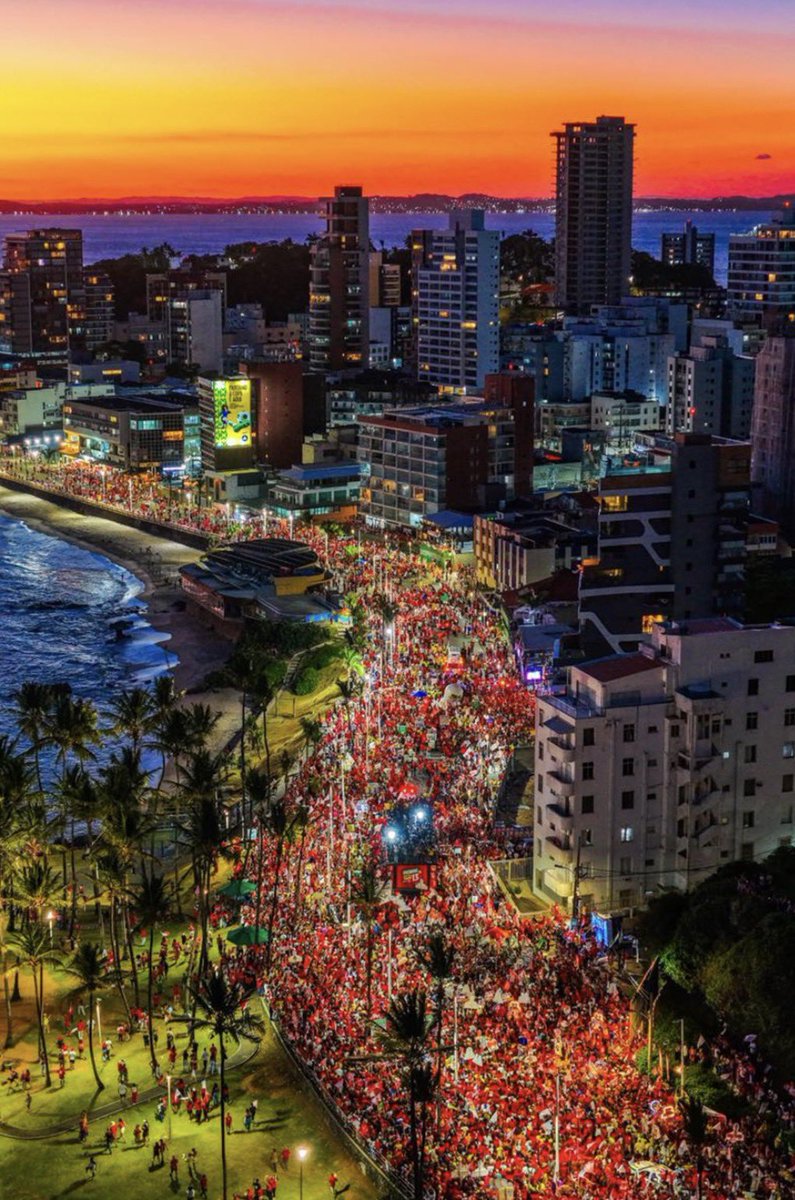 DyegoNacymento's tweet photo. A Bahia é foda! Aqui gado bolsonarista não se cria. https://t.co/e1jJf8dqam