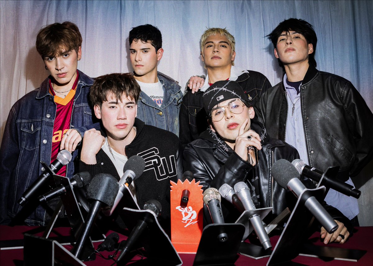 BNDI2Oficial's tweet photo. BNDI2

#BNDI2 #POP #BOYBAND #CHILE #DEBUT https://t.co/6lZCAId0af