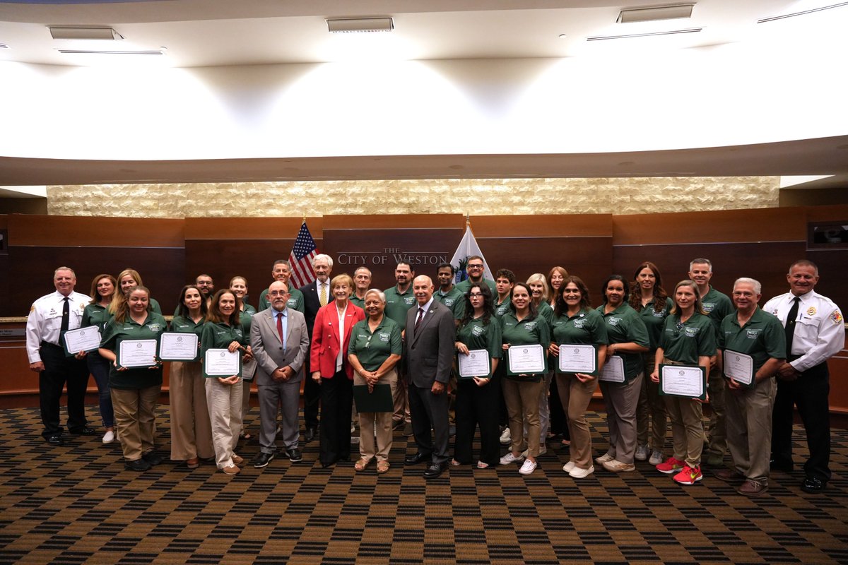 CityofWeston's tweet photo. Congratulations to the newest graduates of Weston’s CERT program! BSO Weston Fire Rescue Chief Todd Draizin and Assistant Chief Gary Harrington led the recognition of participants for completing the Community Emergency Response Team training program and preparing to help their community when they are needed most. @browardsheriff @BSOWeston