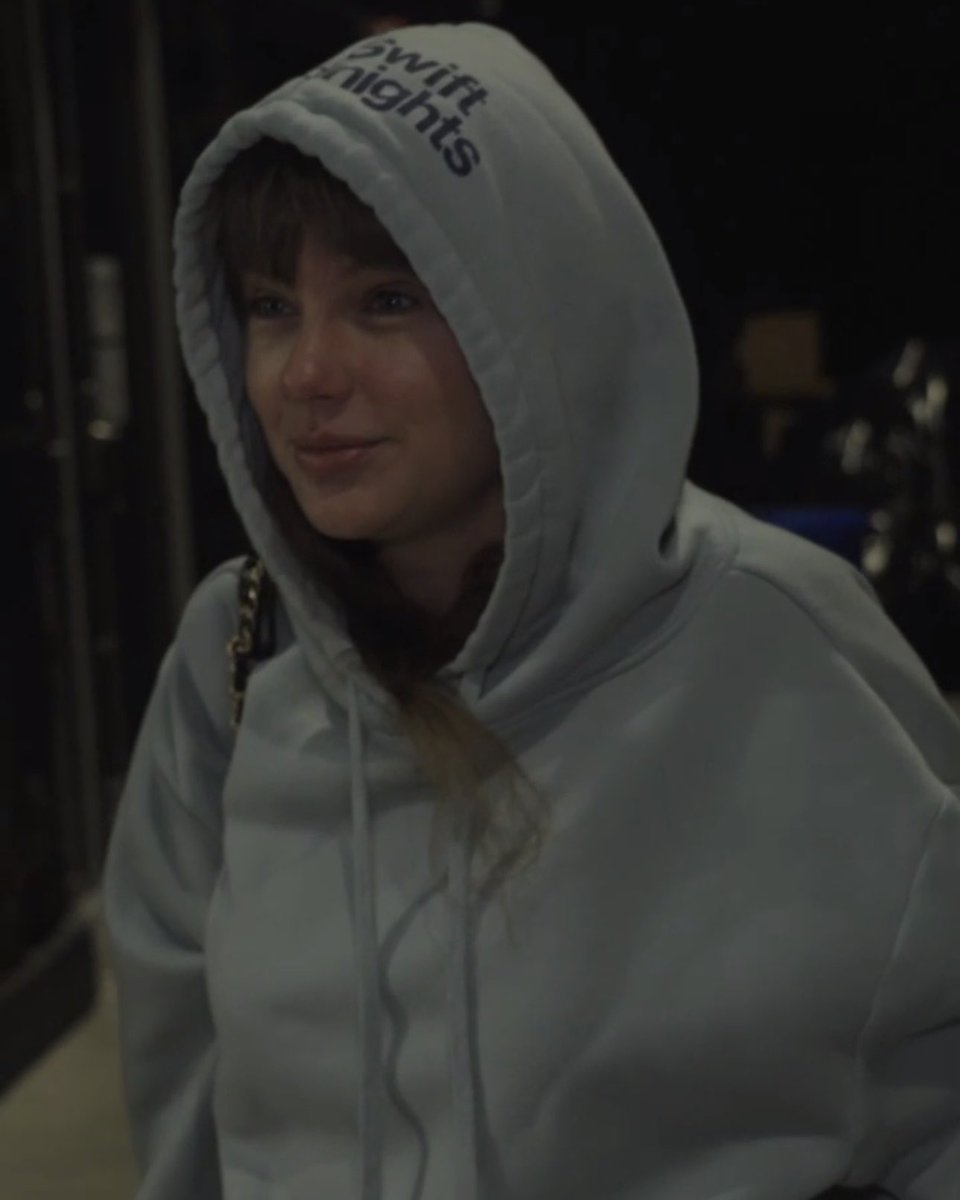 tayIorsel's tweet photo. SHE’S BABYYYY https://t.co/jPZbeY88bz