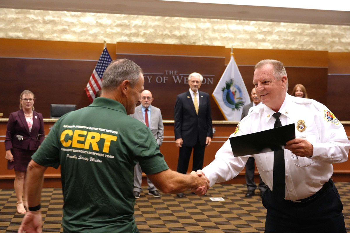 CityofWeston's tweet photo. Congratulations to the newest graduates of Weston’s CERT program! BSO Weston Fire Rescue Chief Todd Draizin and Assistant Chief Gary Harrington led the recognition of participants for completing the Community Emergency Response Team training program and preparing to help their community when they are needed most. @browardsheriff @BSOWeston