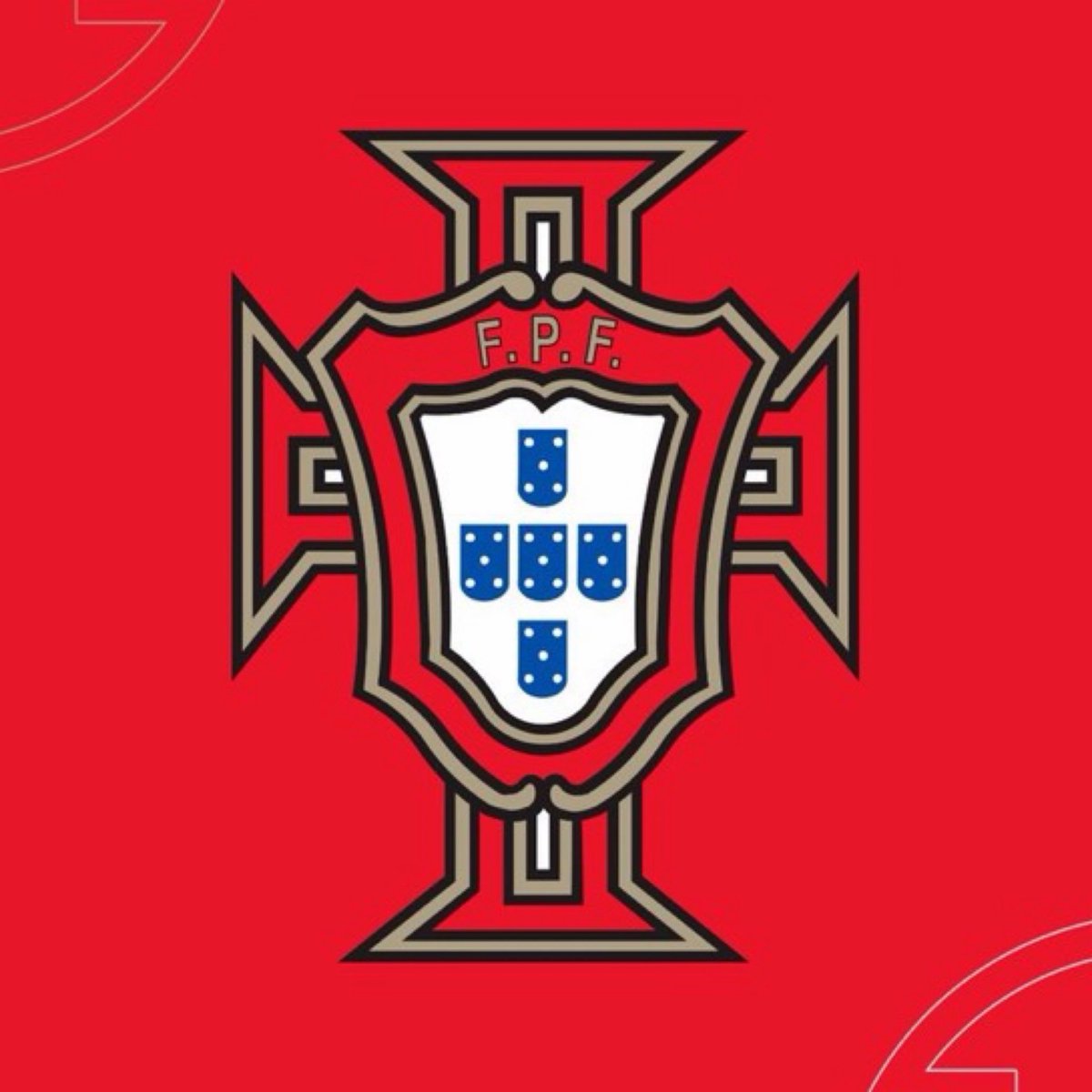 David_Ornside's tweet photo. 🇵🇹𝗠𝗔𝗝𝗢𝗥 𝗕𝗥𝗘𝗔𝗞𝗜𝗡𝗚: Cristiano Ronaldo has RETIRED from the Portugal national team, the decision has been made.

Thank you, the Greatest of all time👏🐐 https://t.co/b19Gkgqh9y
